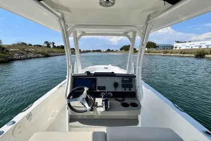 2017 Boston Whaler 270 Dauntless