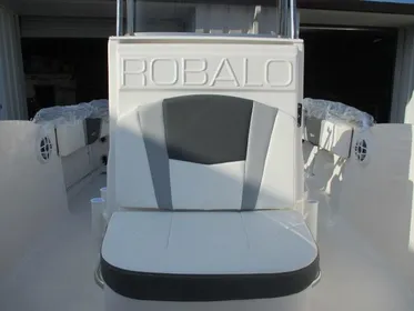 2024 Robalo R180 In stock Rebate expires 07/08/24
