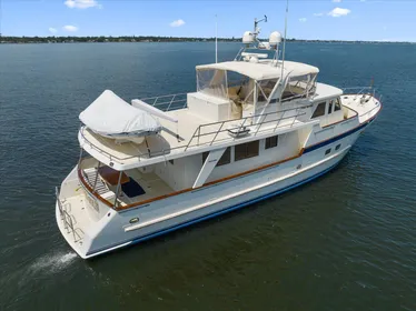 2000 Grand Alaskan 64 Raised Pilot House