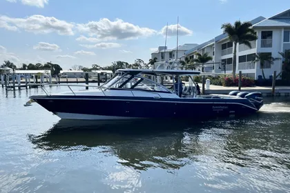 2019 Everglades 360LXC