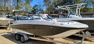 2023 Hurricane SunDeck 217 OB