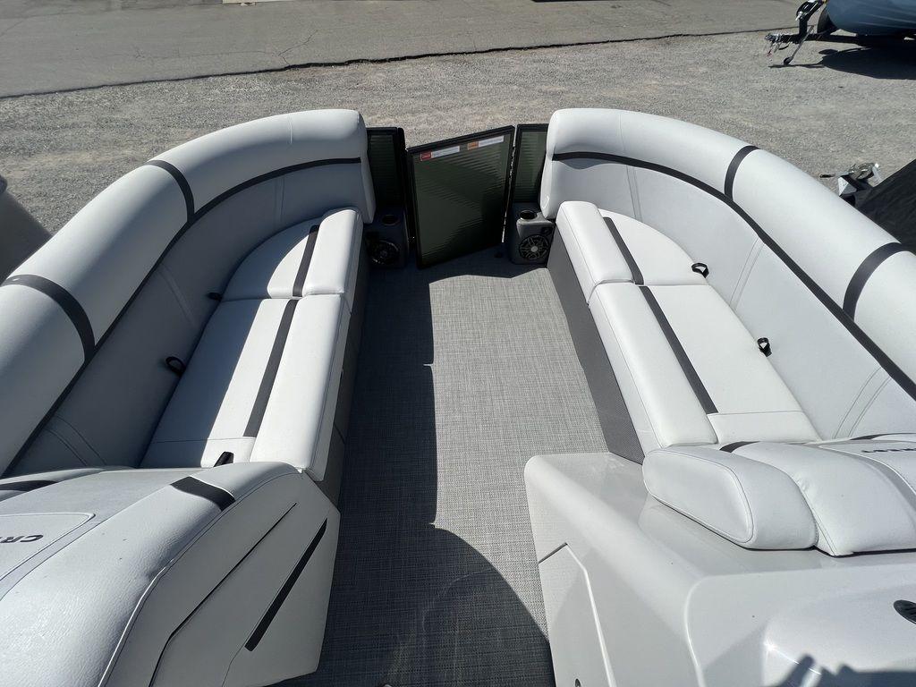 New 2024 Crest Classic LX 220 SLC, 35603 Decatur - Boat Trader