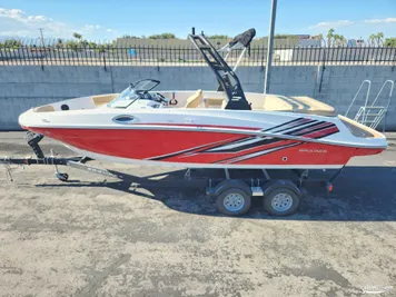 2023 Bayliner VR6