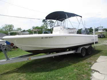 2016 Robalo 226 Cayman