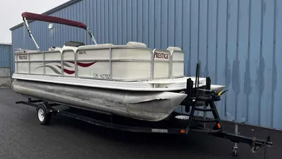 2002 Prestige 2100 FC