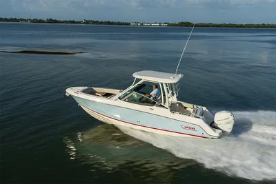 2024 Boston Whaler 240 Vantage