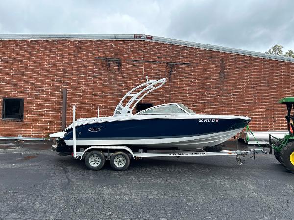 Used 2020 Cobalt 220S, 27573 Roxboro - Boat Trader