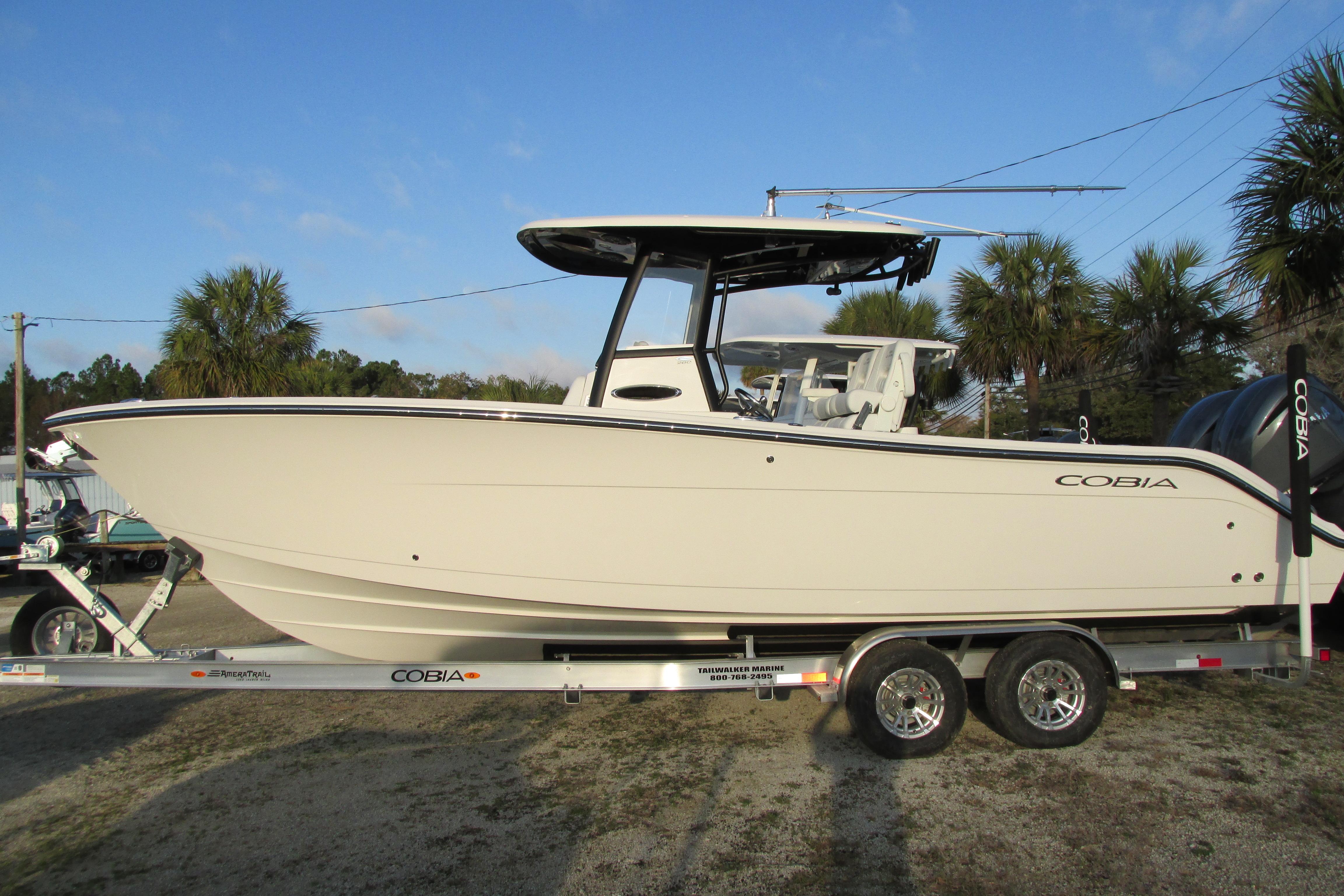 2023 Cobia 280 Center Console