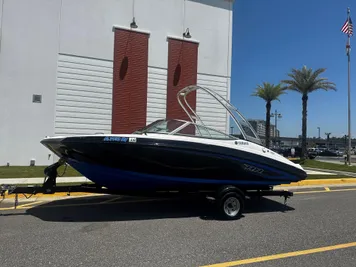 2017 Yamaha Boats AR190