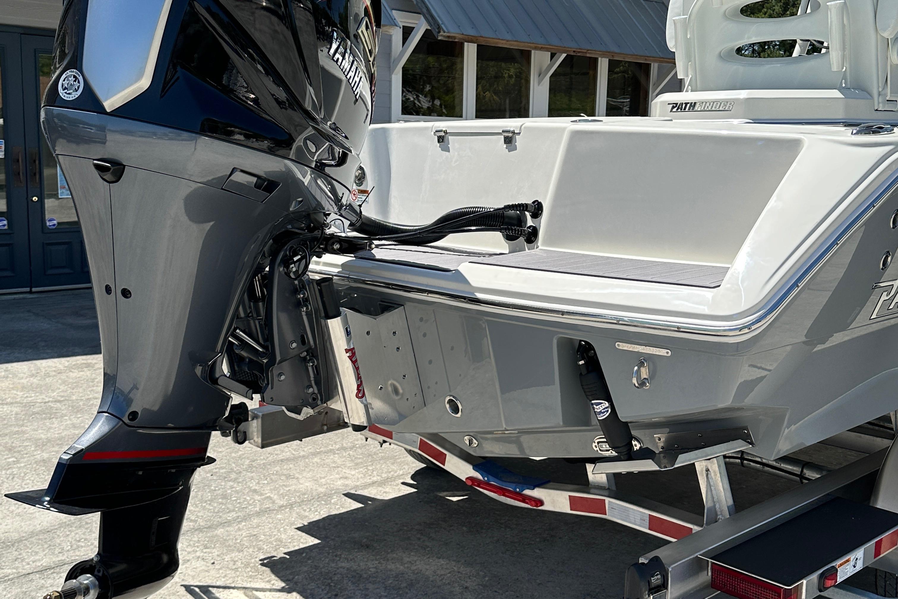 New 2023 Pathfinder 2400 OPEN, 29440 Georgetown - Boat Trader