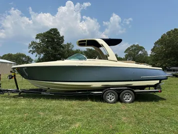 2023 Chris-Craft 28' Launch GT