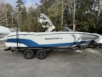 2023 MasterCraft NXT24