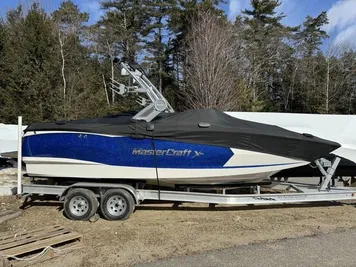 2022 MasterCraft Xstar