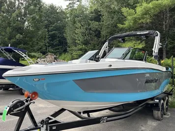 2023 MasterCraft XT23