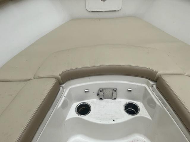 2015 Sailfish 320 CC Bow Seat