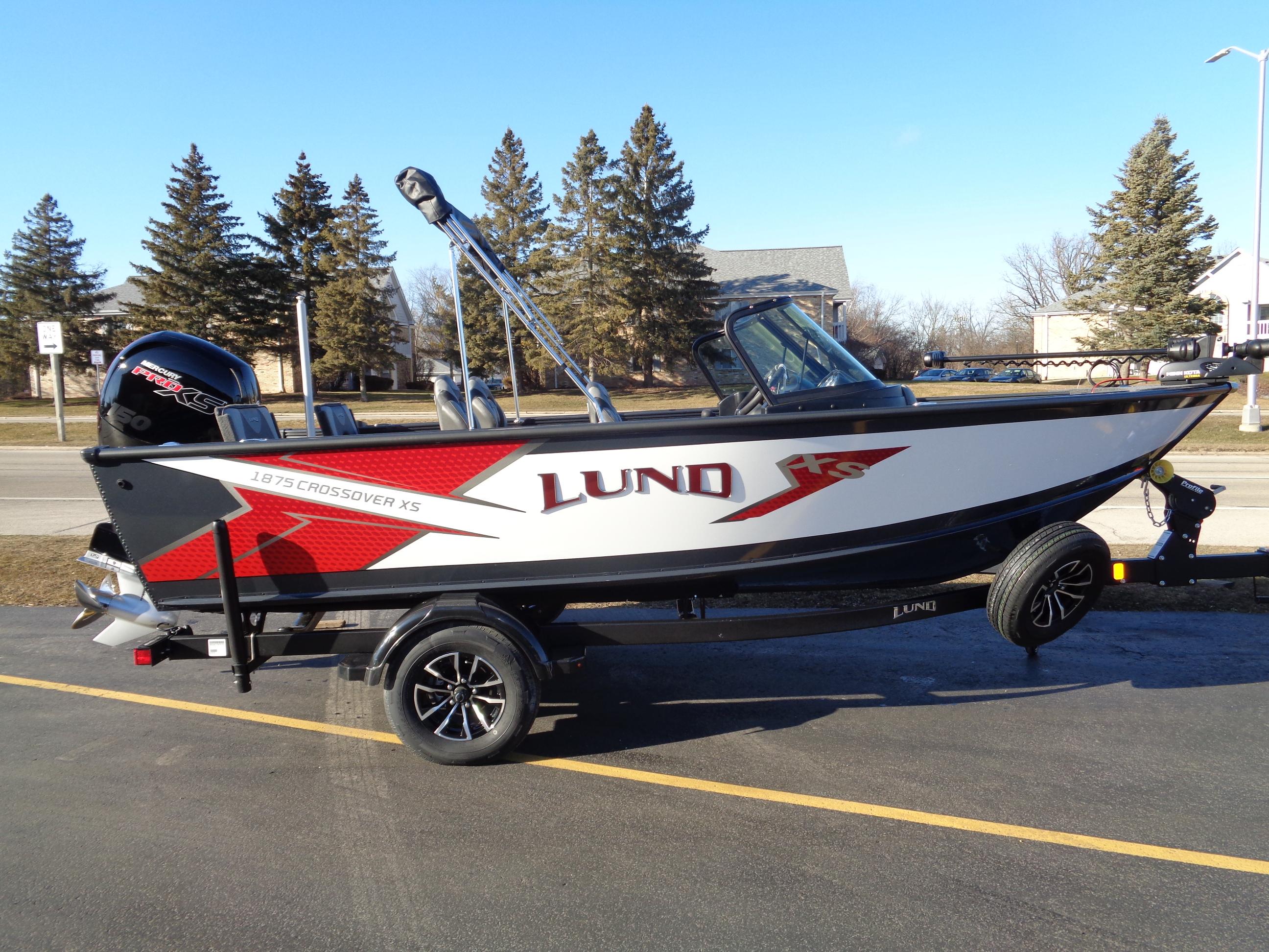 2024 Lund Crossover XS 1875 Sport Fishing