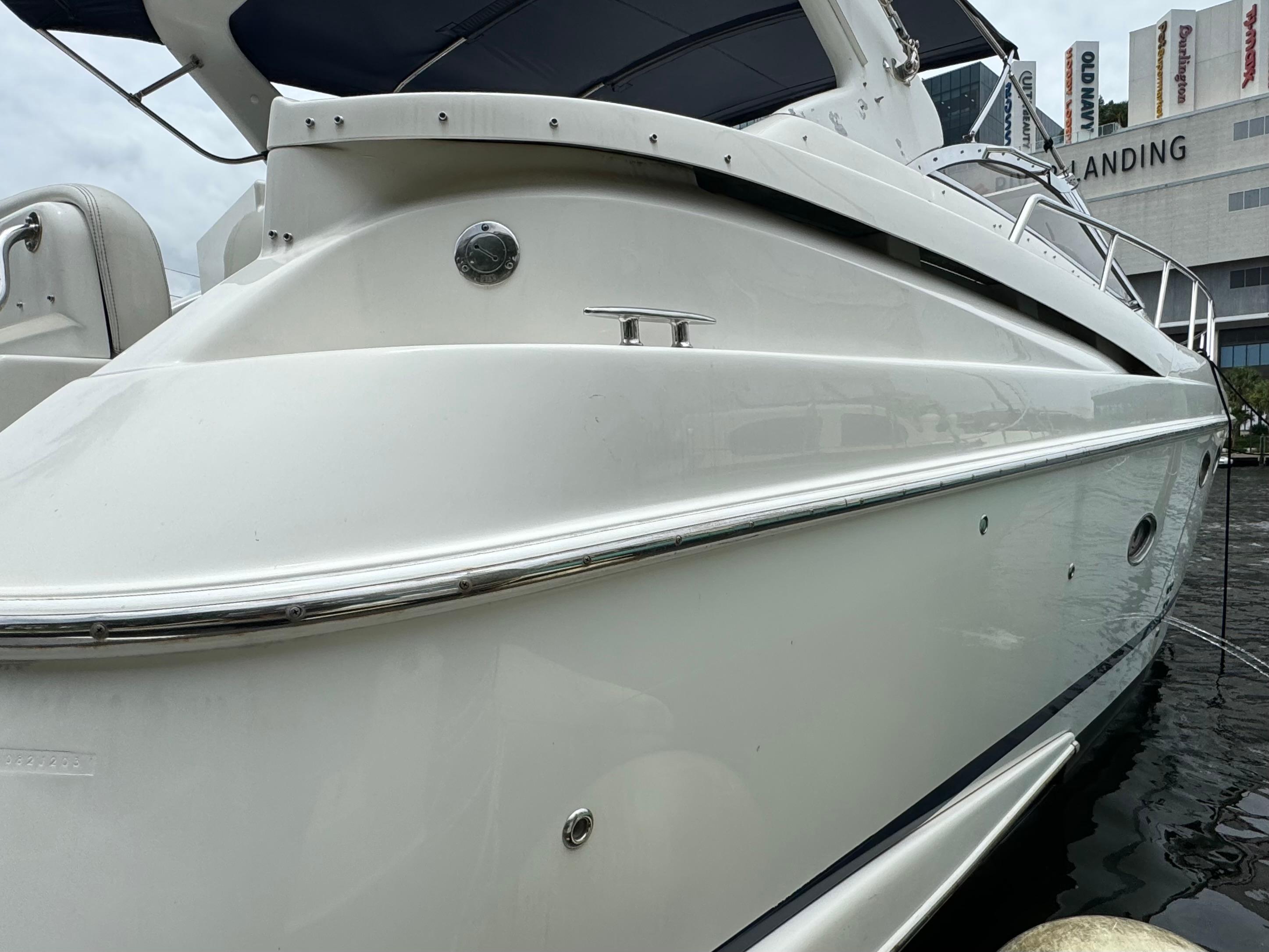 Used 2003 Regal Commodore 2665, 21901 North East - Boat Trader