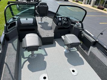 2024 Lund 1875 Impact XS Sport