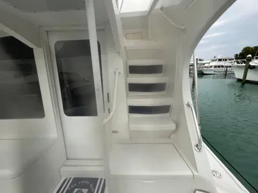 2001 Luhrs 34 Convertible