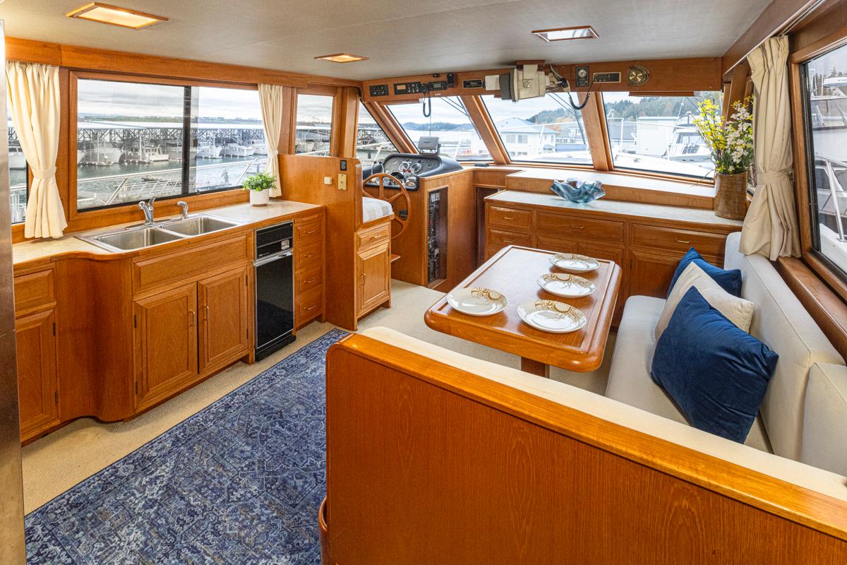 Used 1986 Ocean Alexander Custom Aft Deck Motor Yacht, 98221 Anacortes -  Boat Trader