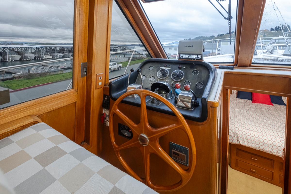 Used 1986 Ocean Alexander Custom Aft Deck Motor Yacht, 98221 Anacortes -  Boat Trader