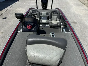 2017 Triton Boats 21 TRX