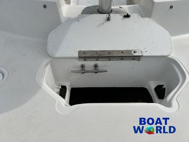 2017 Hurricane SS 188 Deck Boat & 150HP Yamaha 4-Stroke Outboard