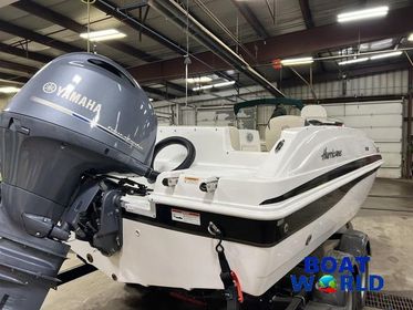 2017 Hurricane SS 188 Deck Boat & 150HP Yamaha 4-Stroke Outboard