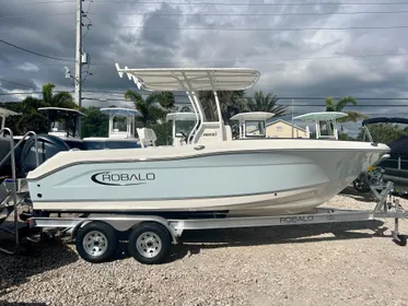 2024 Robalo 200 Robalo