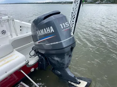 2005 Sea Pro 180 Center Console