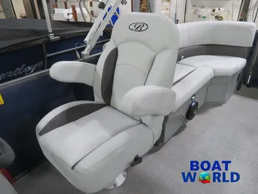 2024 Bentley Pontoons LE 200 CW Quad Lounge Pontoon & Honda 4-Stroke EFI