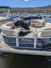 2021 Sun Tracker 18 Party Barge