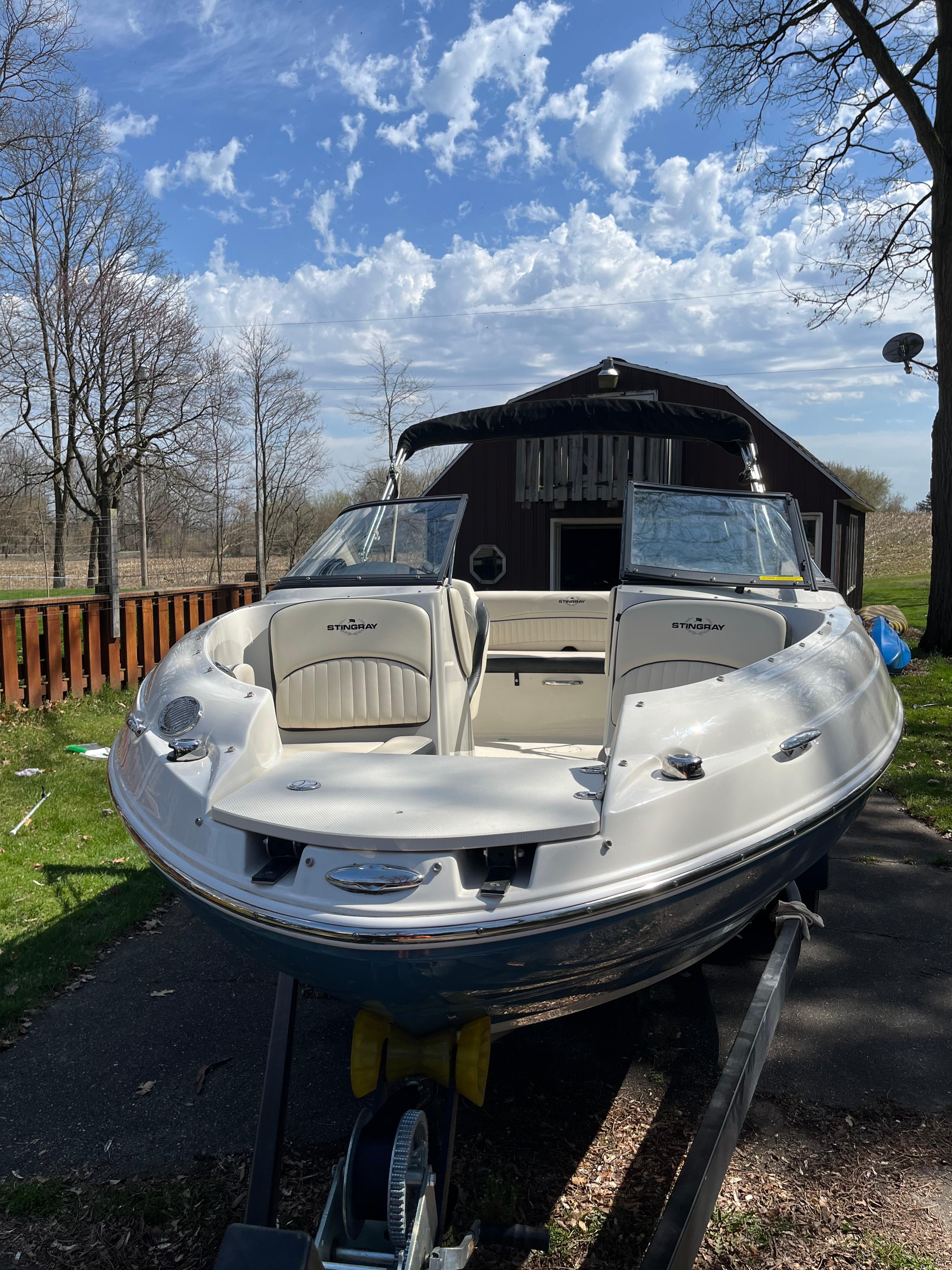 Used 2022 Stingray 208 LR, 49240 Grass Lake - Boat Trader