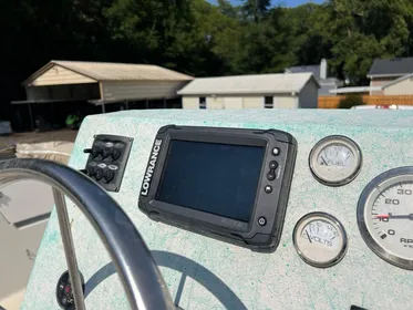 1996 Bayliner 2309 Rendezvous