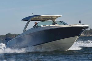 2022 Chris-Craft Launch 35 GT