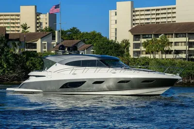 2021 Riviera 6000 Sport Yacht Platinum Edition