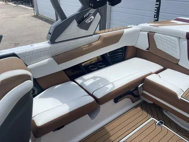 2021 Nautique Super Air Nautique G23