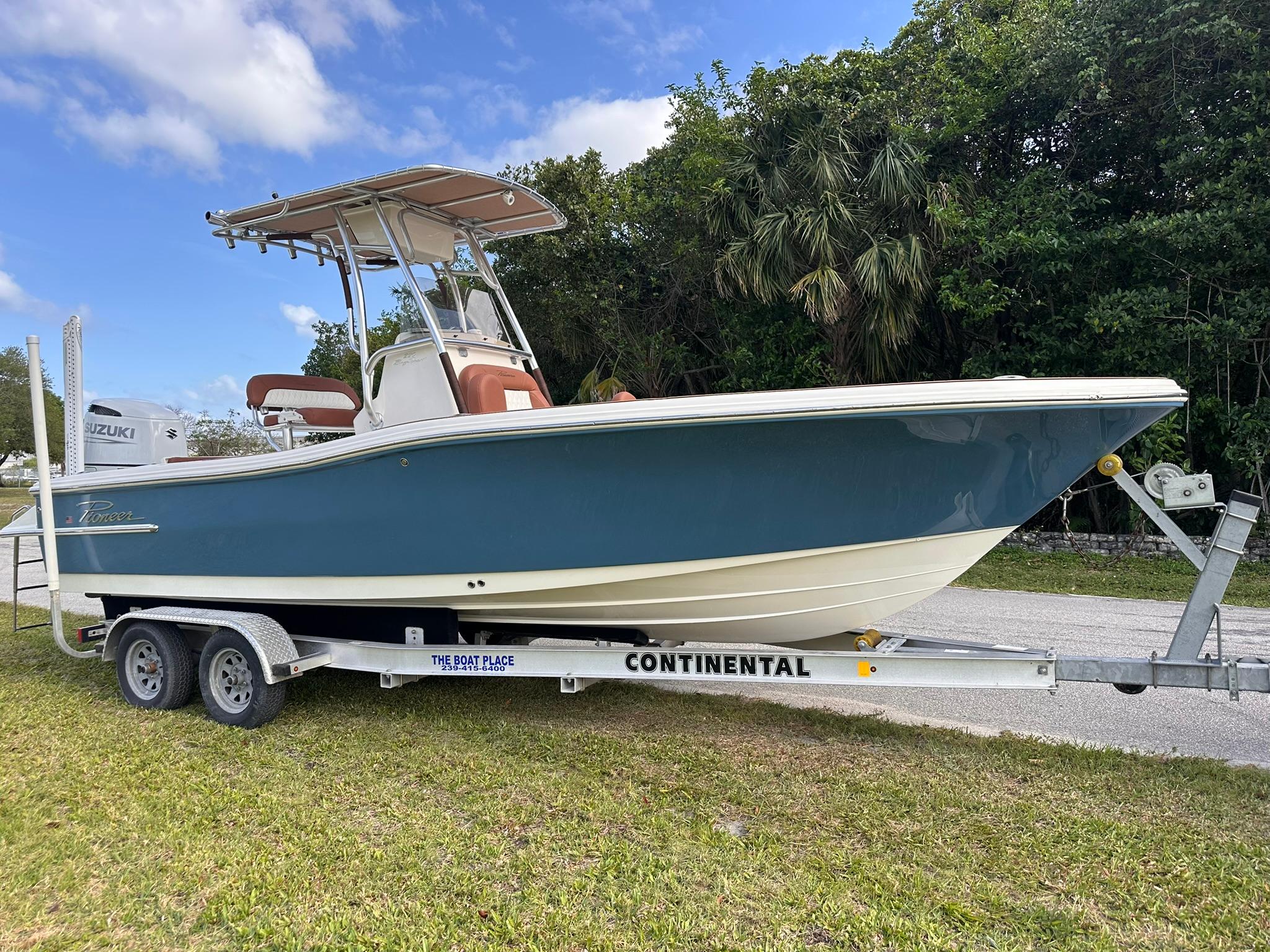 幸せなふたりに贈る結婚祝い 33314 in sale for boats Pioneer - Trader Boat カーナビ