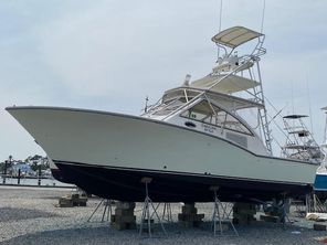 2002 Carolina Classic 35 Express