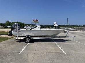2023 Tidewater 1910 Bay Max