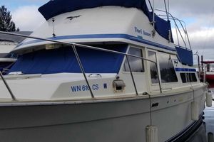 1977 Tollycraft 34 aft cabin