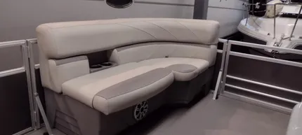 2020 SunChaser Geneva Cruise 20 LR DH