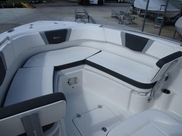 2024 Robalo R230 New Model Trailer included. Rebate Expires 0
