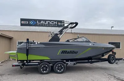 2019 Malibu 22 LSV