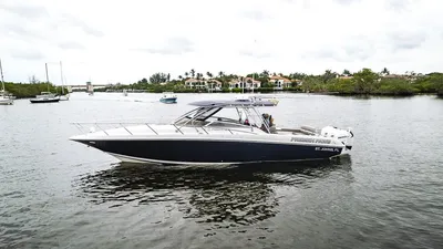 2004 Fountain 38 LX