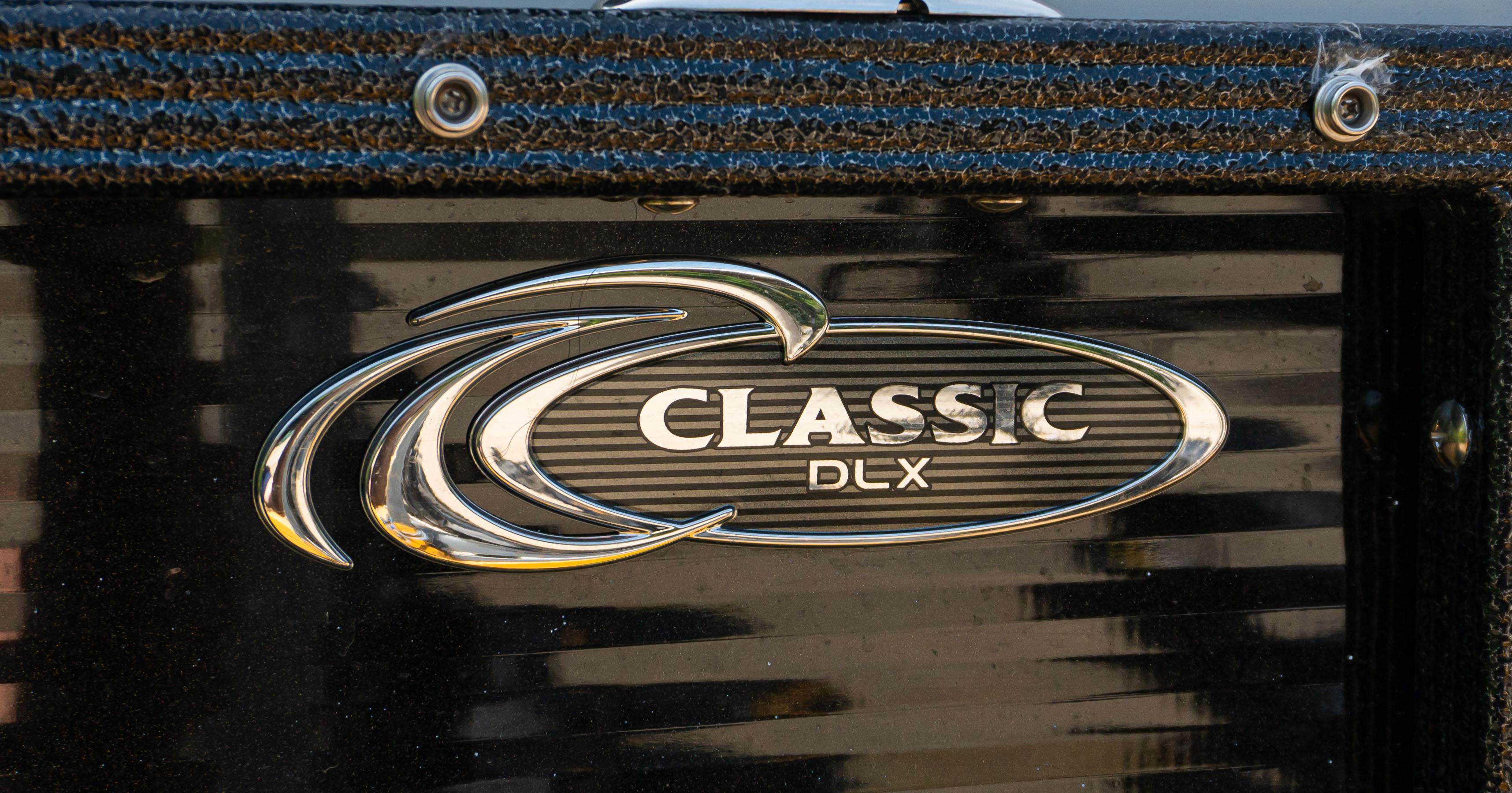 2023 Crest Classic DLX 200