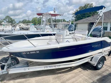 2017 Robalo R160