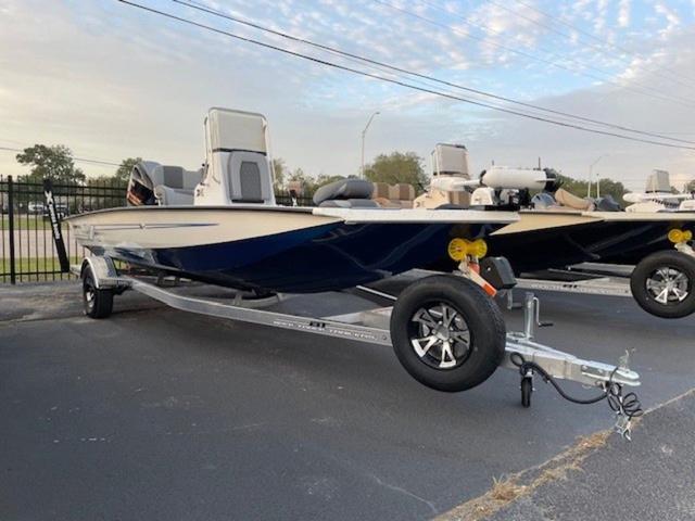 2024 Xpress Boats H22B Pete Jorgensen Marine 40 OFF