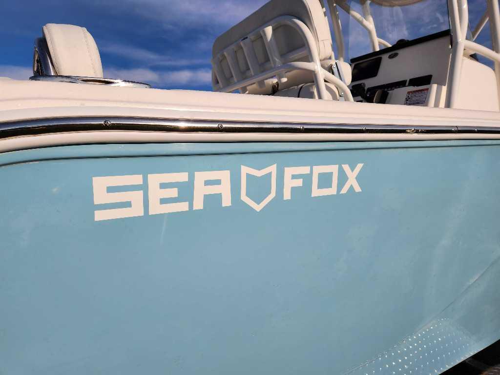 2024 Sea Fox 228 Commander