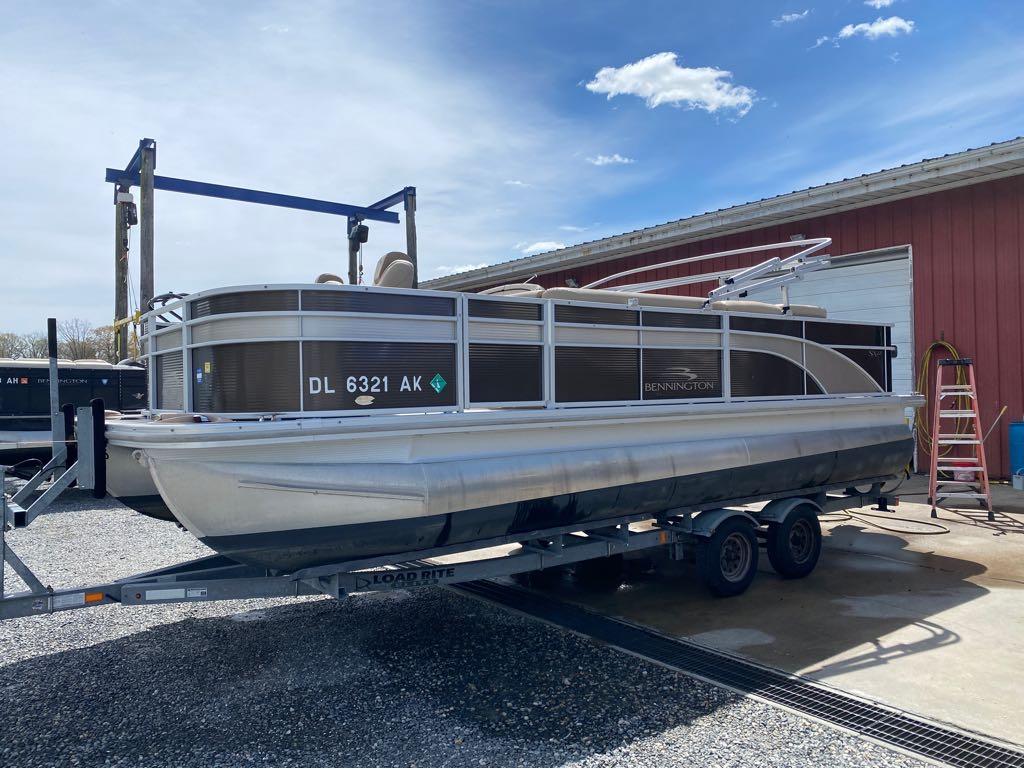 Used 2016 Bennington 22 SFX, 19966 Millsboro - Boat Trader